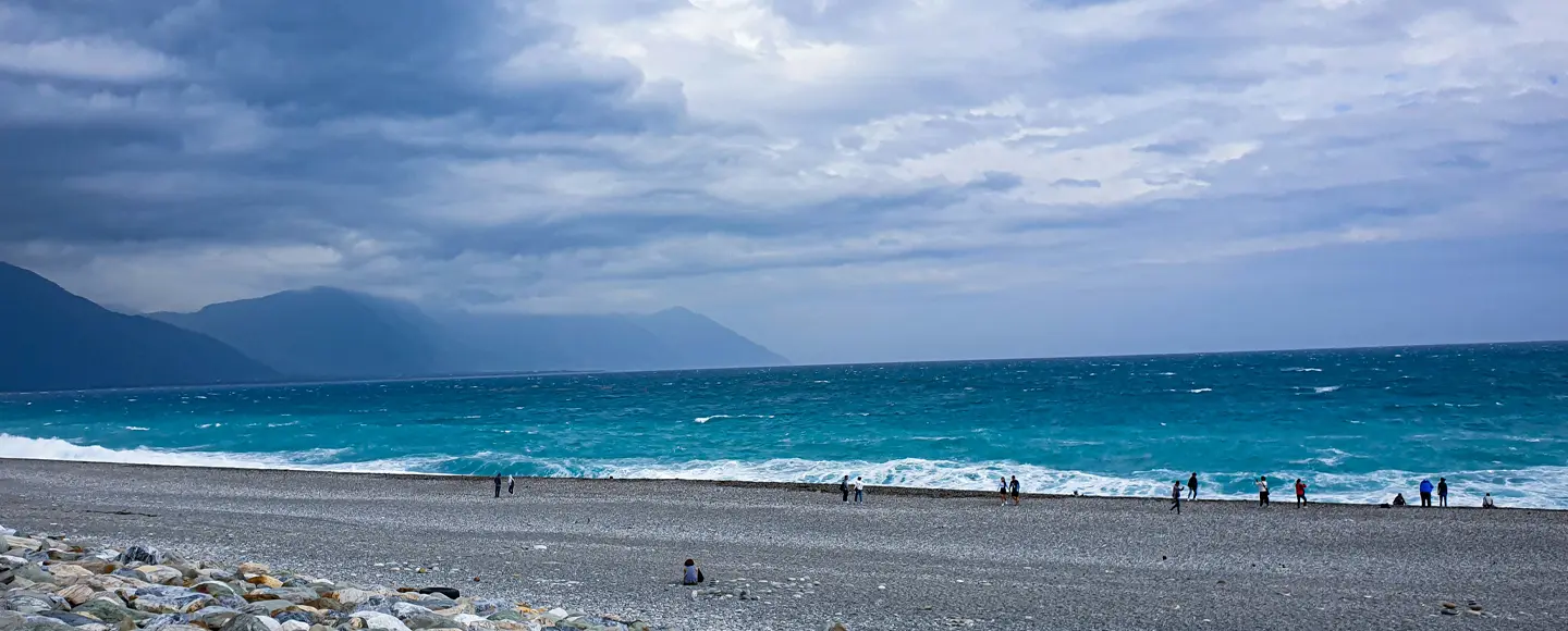 Plage Qixingtan à Xincheng Township, Hualien County