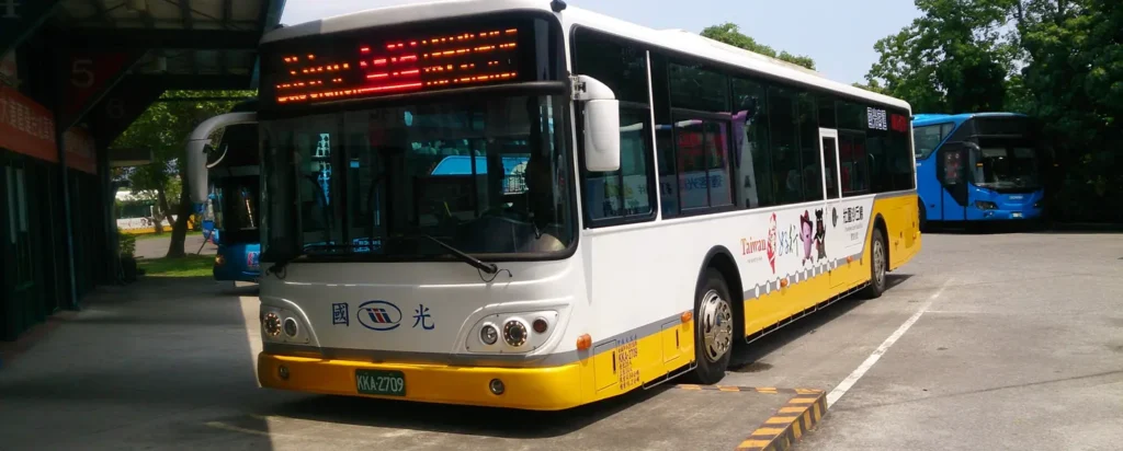 Bus touristique Taiwan Tourist Shuttle à Taïwan